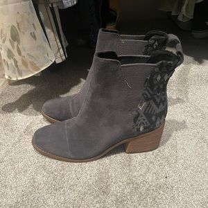 Women’s toms boots